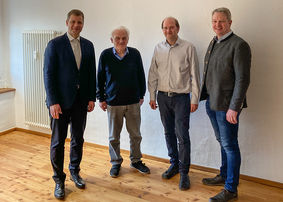v.l.: Dr. Olaf Heinrich, Bezirkstagspräsident; Gerold Huber, 2. Vorsitzender Konzertfreunde Straubing e. V.; Dr. Thomas Späth, Förderverein für Kultur und Forschung Bogen-Oberalteich e. V.; Franz Schreyer, Bezirksrat