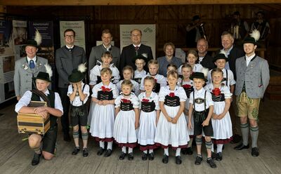 Eröffnung des bayernweiten Heimat.Erlebnistags am Trachtenkulturzentrum Holzhausen. 